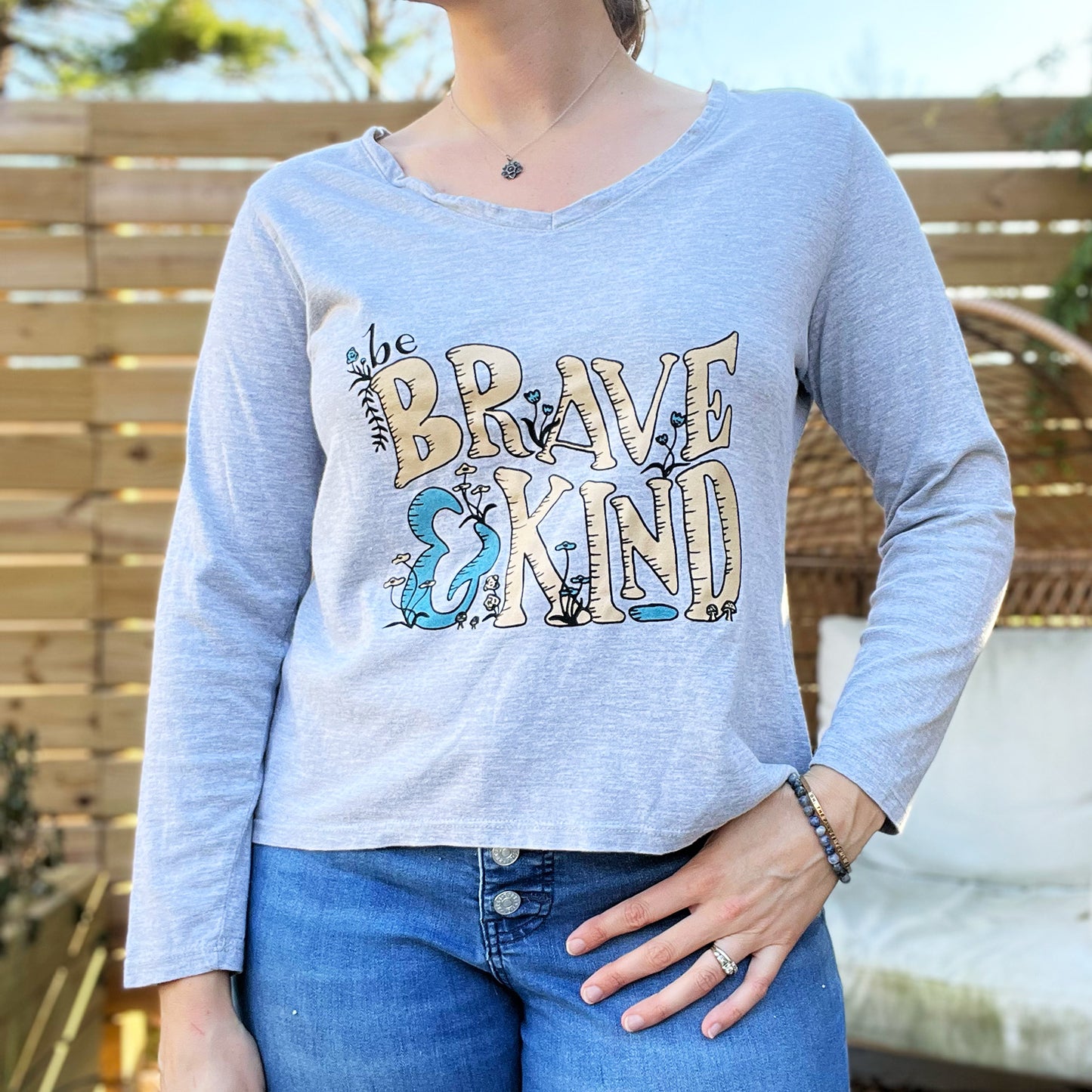 Brave & Kind | Light Gray Long Sleeve | Large
