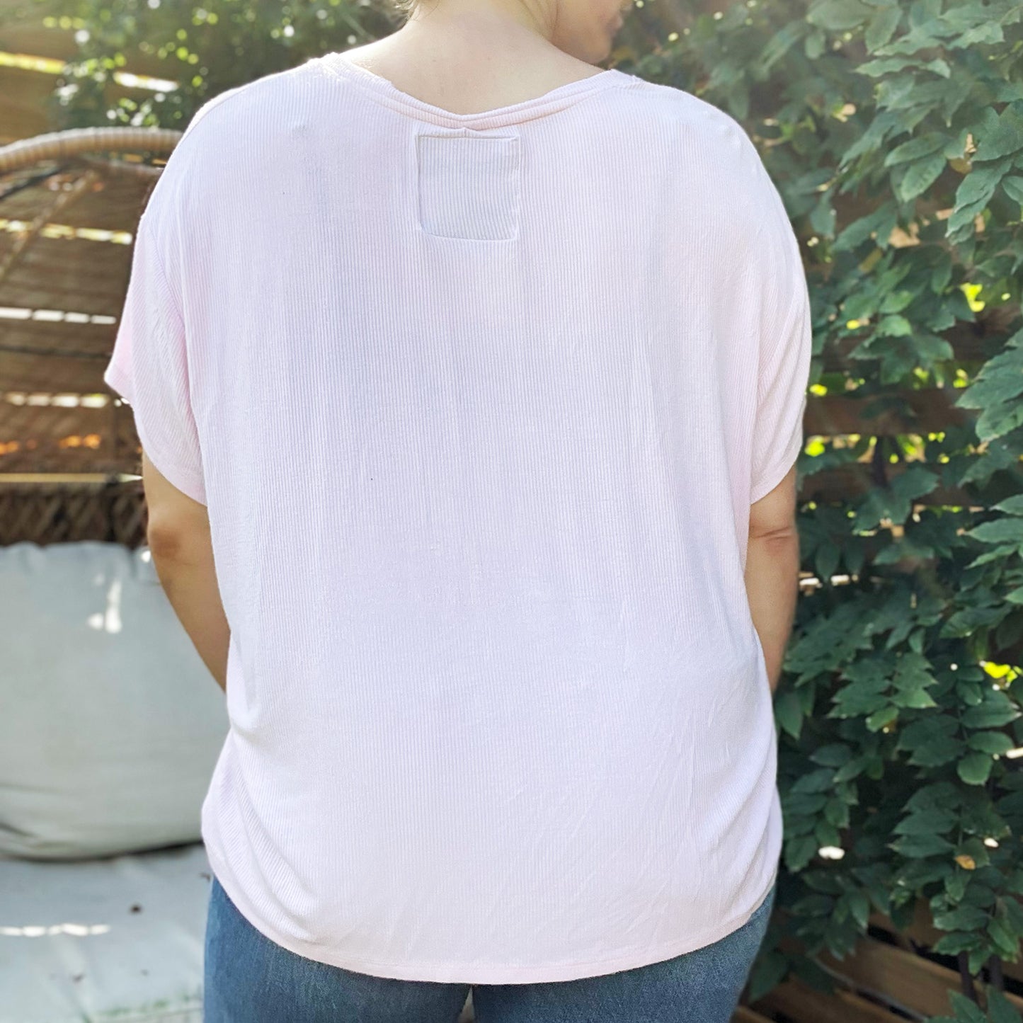 Seek Hope | Pink High-to-Low Tee | Large