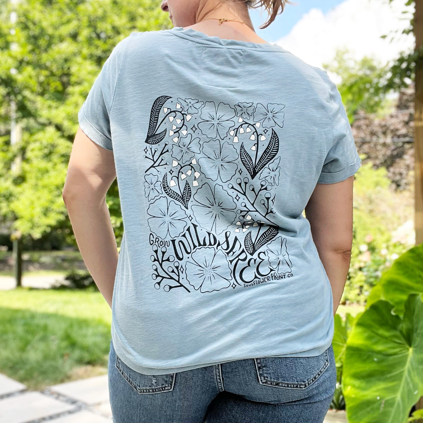 Wild & Free | Dusty Blue Tee | XL